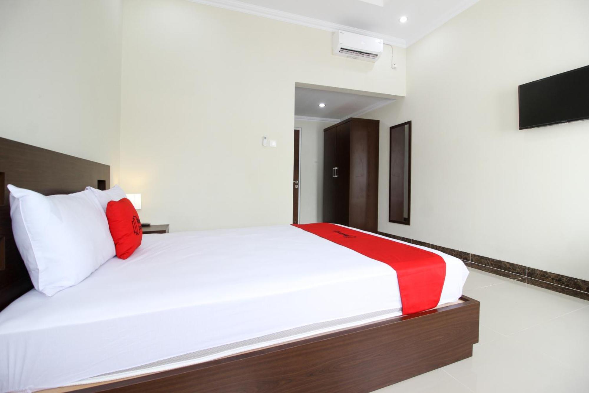 Reddoorz Syariah Plus @ Jakal Bawah 3 Kejayan Ngoại thất bức ảnh