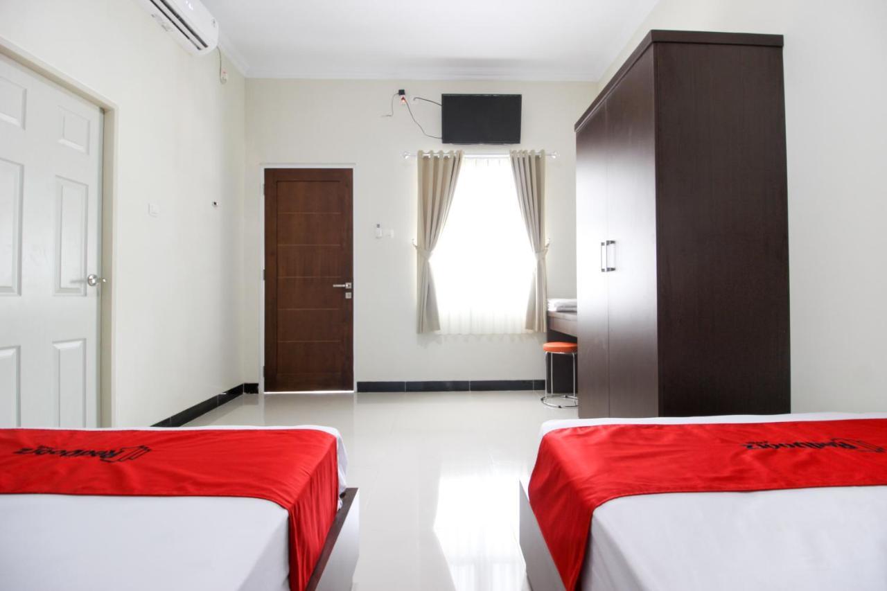 Reddoorz Syariah Plus @ Jakal Bawah 3 Kejayan Ngoại thất bức ảnh