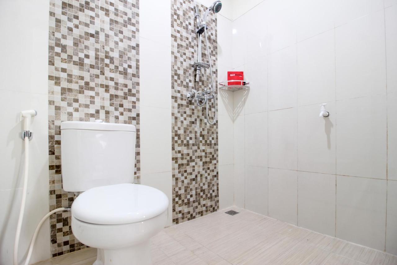 Reddoorz Syariah Plus @ Jakal Bawah 3 Kejayan Ngoại thất bức ảnh
